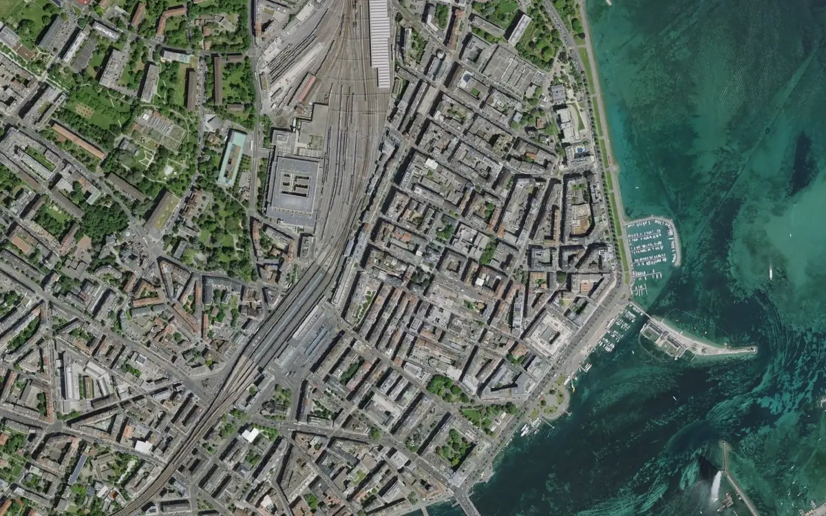 Vue aérienne des Pâquis, à Genève, le secteur couvert pour les cours d'informatique à domicile