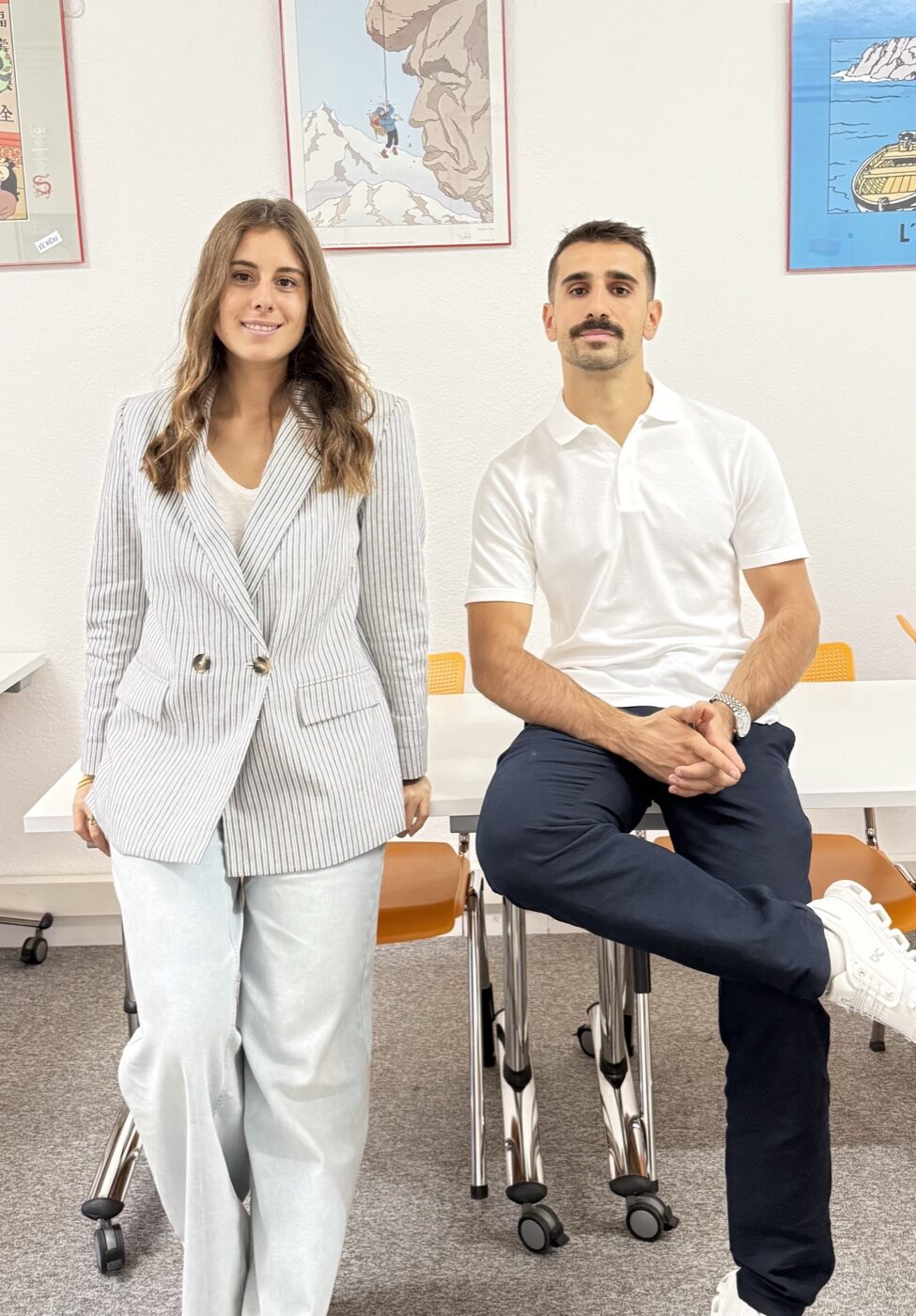 David et Romane, co-dirigeants de Cours-Informatique.ch, dans leur atelier à Genève